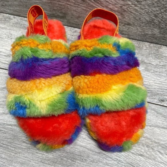 UGG Big Kids' Fluff Yeah Cali Collage Slide Rainbow Stripes Size 3 - Picture 3 of 7